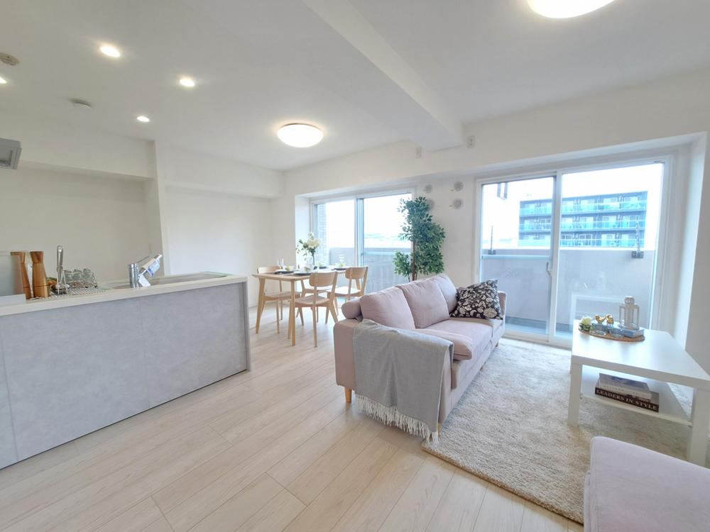 2LDK apartment in Kanagawa Ward, Yokohama, Kanagawa - Photo 1