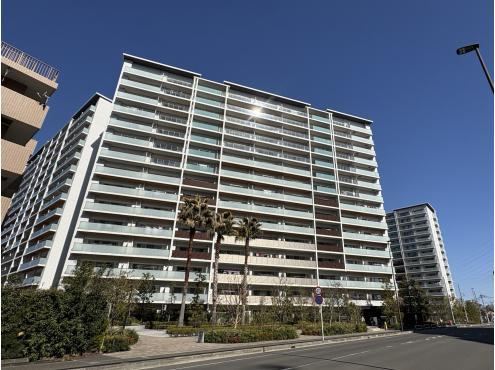 Stylish 4LDK Apartment in Ebina - Photo 1