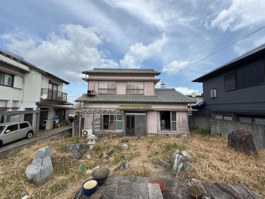 5DK house in Tsu, Mie - Photo 1