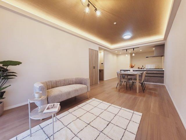 Fully Renovated 3LDK Apartment in Mihama - Photo 1