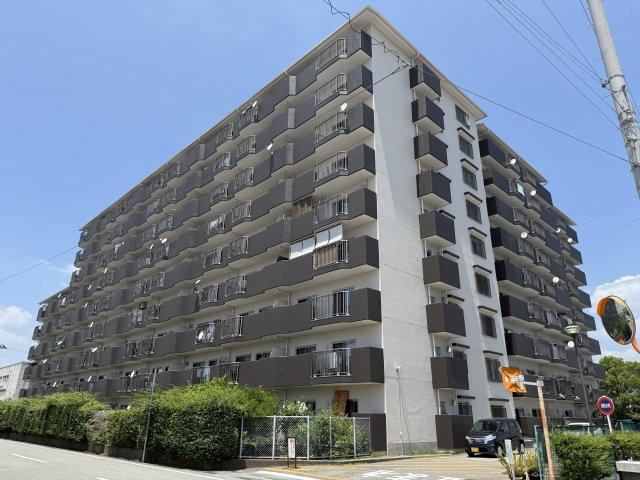 3LDK apartment in Akashi, Hyogo - Photo 1