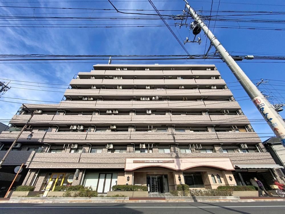 Renovated 3LDK Near Takenotsuka Station - Photo 1