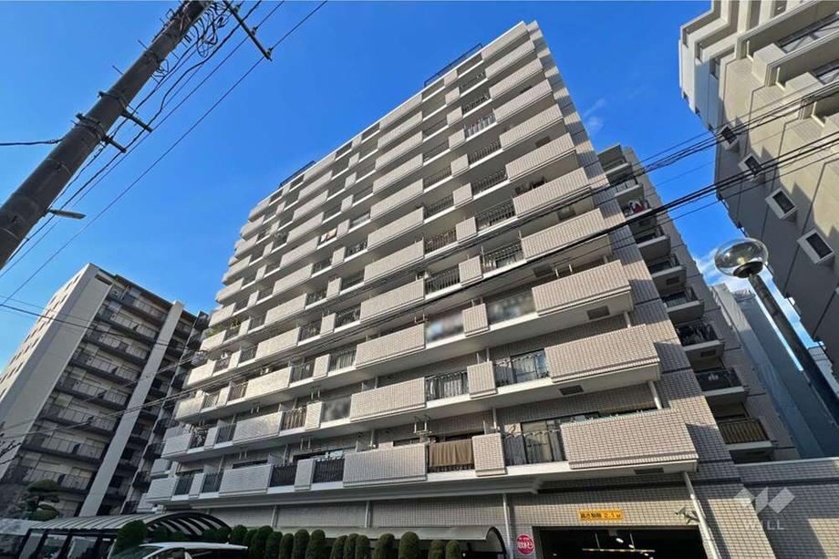 Renovated 3LDK Apartment with Southern Exposure in Kawaguchi - Photo 1