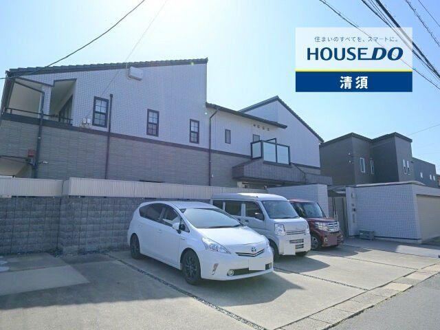 Spacious 5LDK Home with Ample Parking in Ama - Photo 1