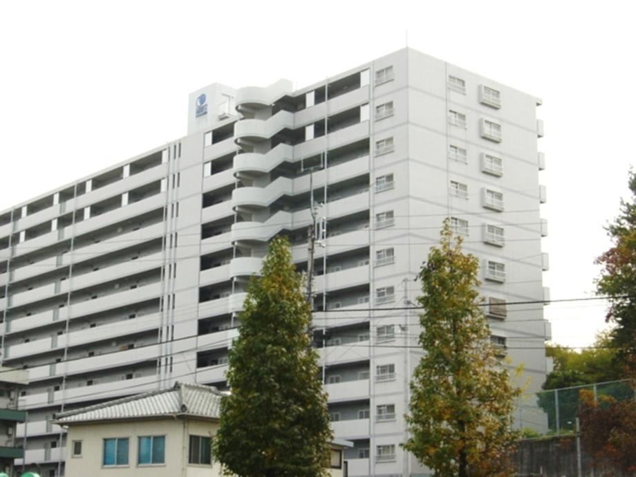 5LDK apartment in Kochi, Kochi - Photo 1
