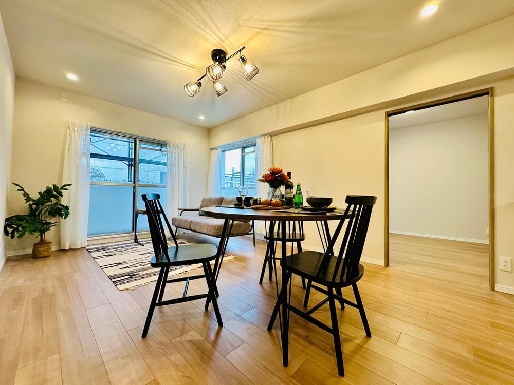 Renovated 3LDK Apartment Near Shin-Urayasu Station - Photo 1