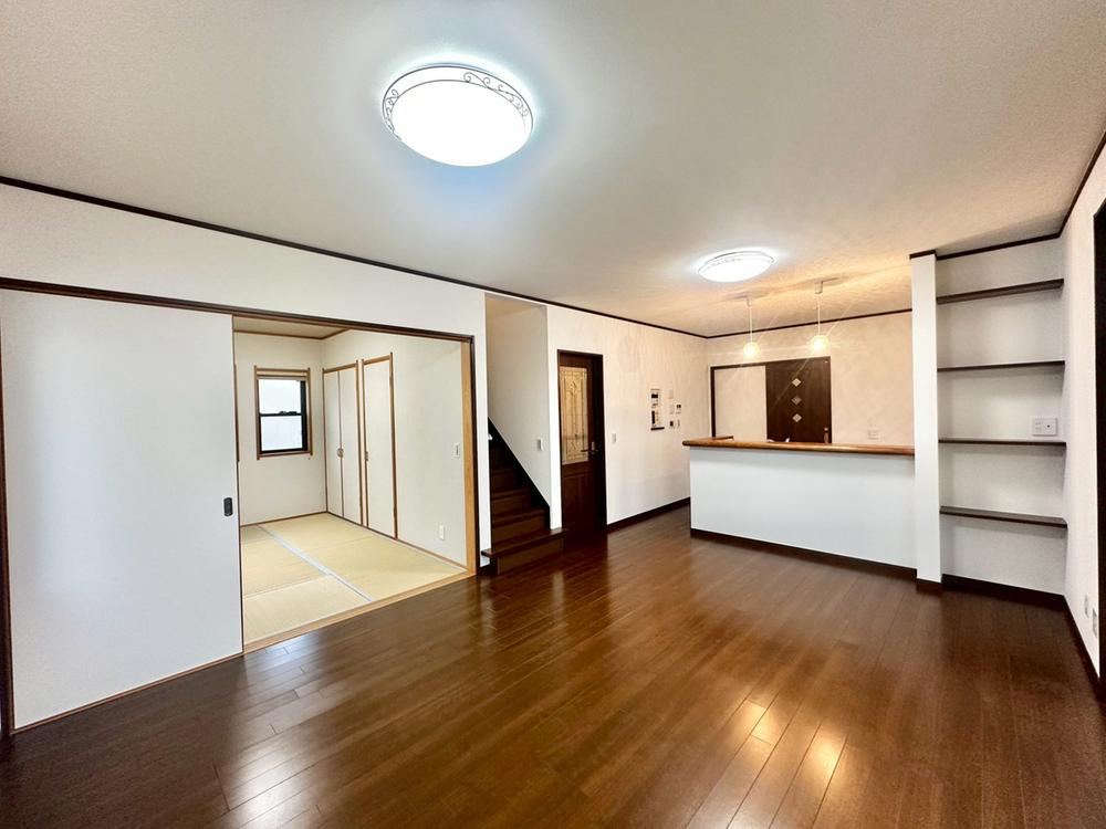 4LDK+S house in Asaminami Ward, Hiroshima - Photo 1