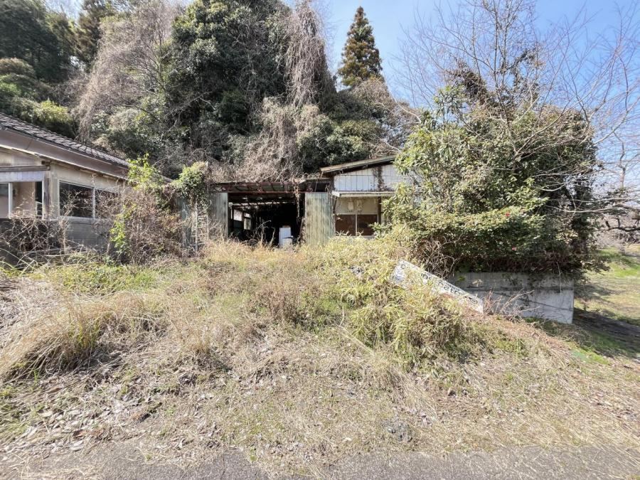 272 m² land in Oita, Oita - Photo 1
