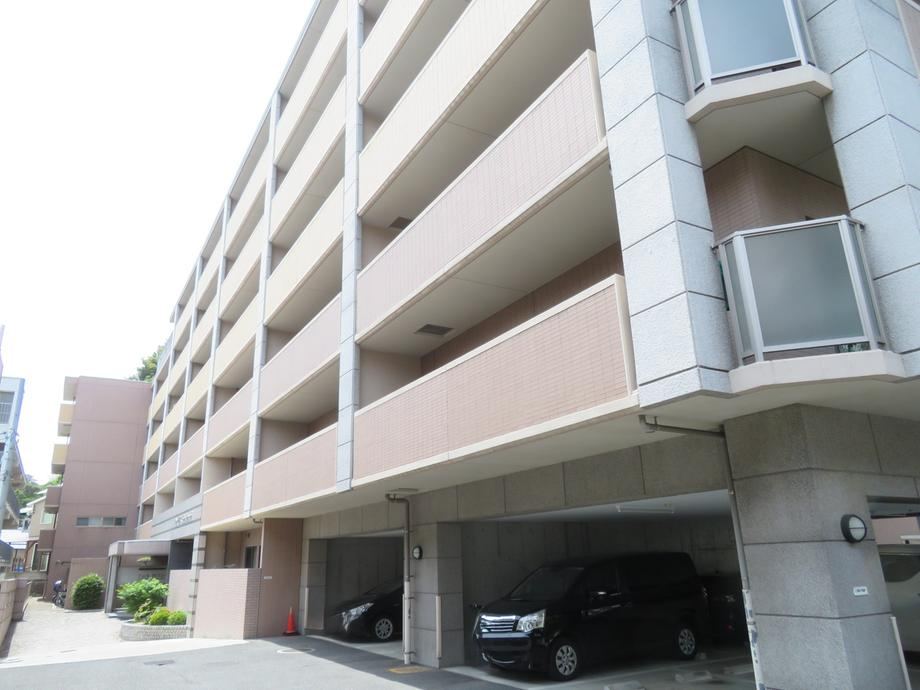 3LDK apartment in Nishi Ward, Hiroshima - Photo 1