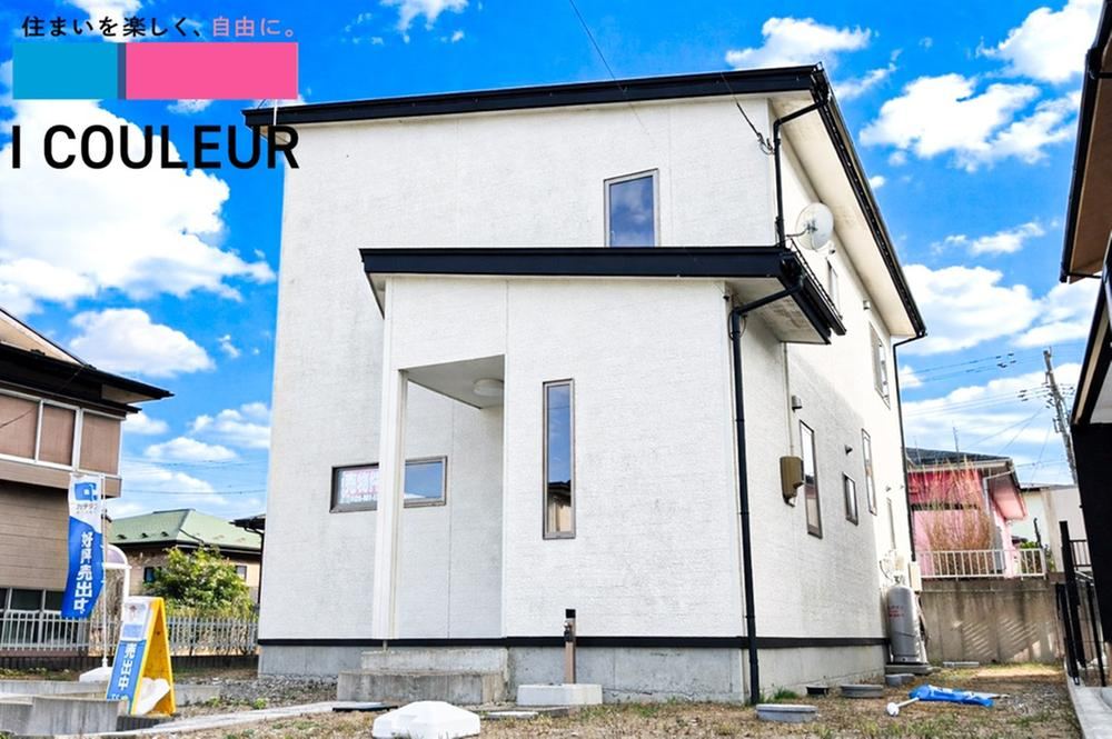 Modern 3LDK House with Garden in Sendai - Photo 1