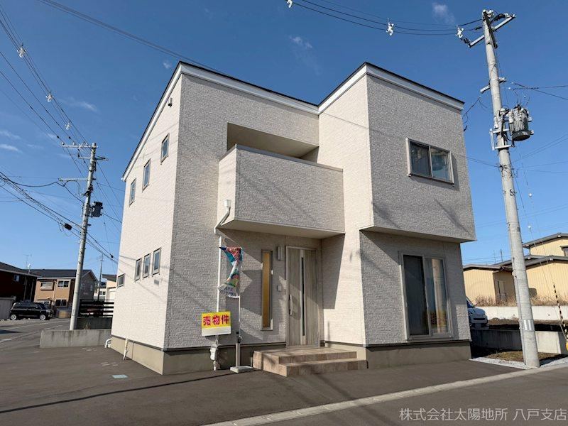 New All-Electric 4LDK Home in Hachinohe - Photo 1