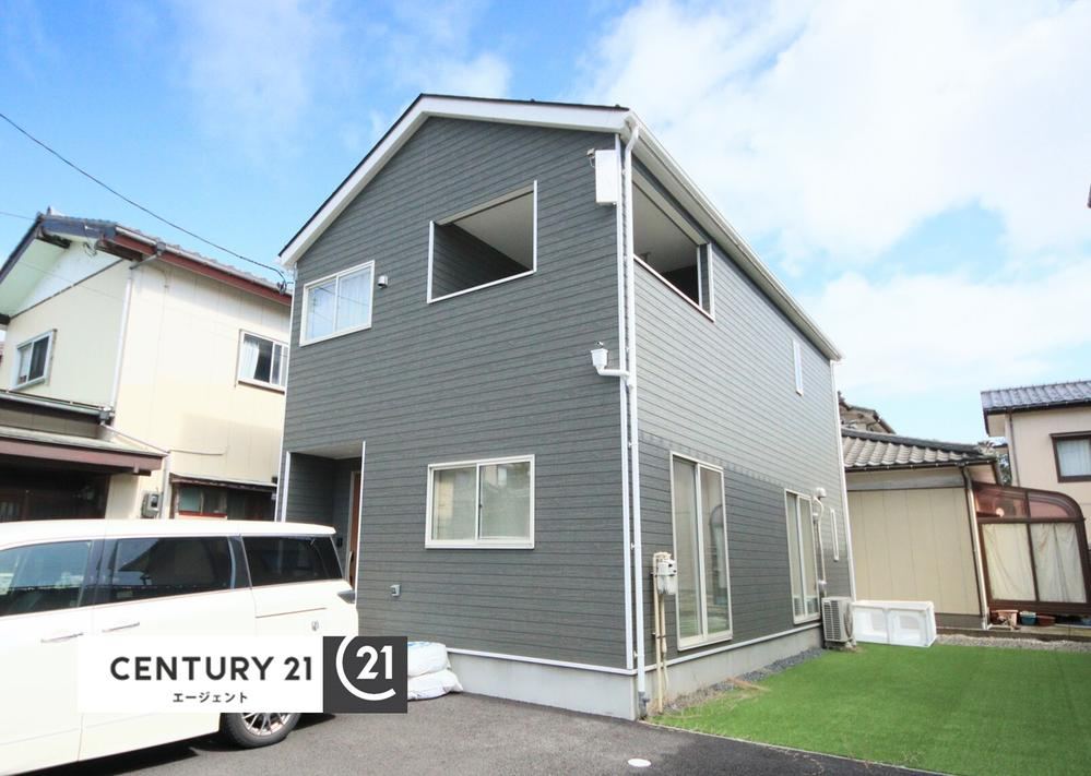 Newly Built 3LDK House Near Schools in Niigata - Photo 1