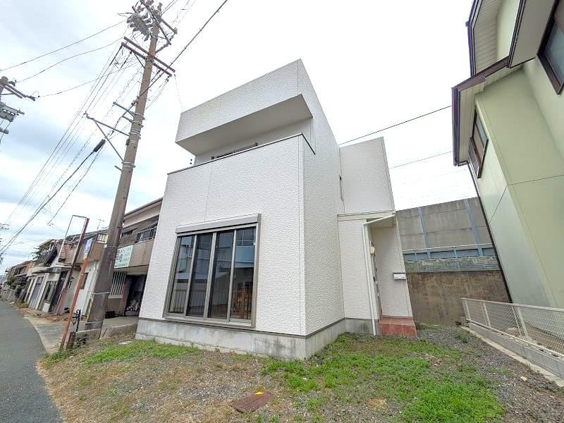 2LDK house in Gamagori, Aichi - Photo 1
