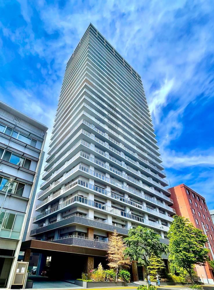 3LDK apartment in Chuo Ward, Sapporo, Hokkaido - Photo 1