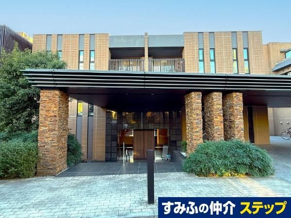 New 2LDK Apartment with Views in Sengoku - Photo 1