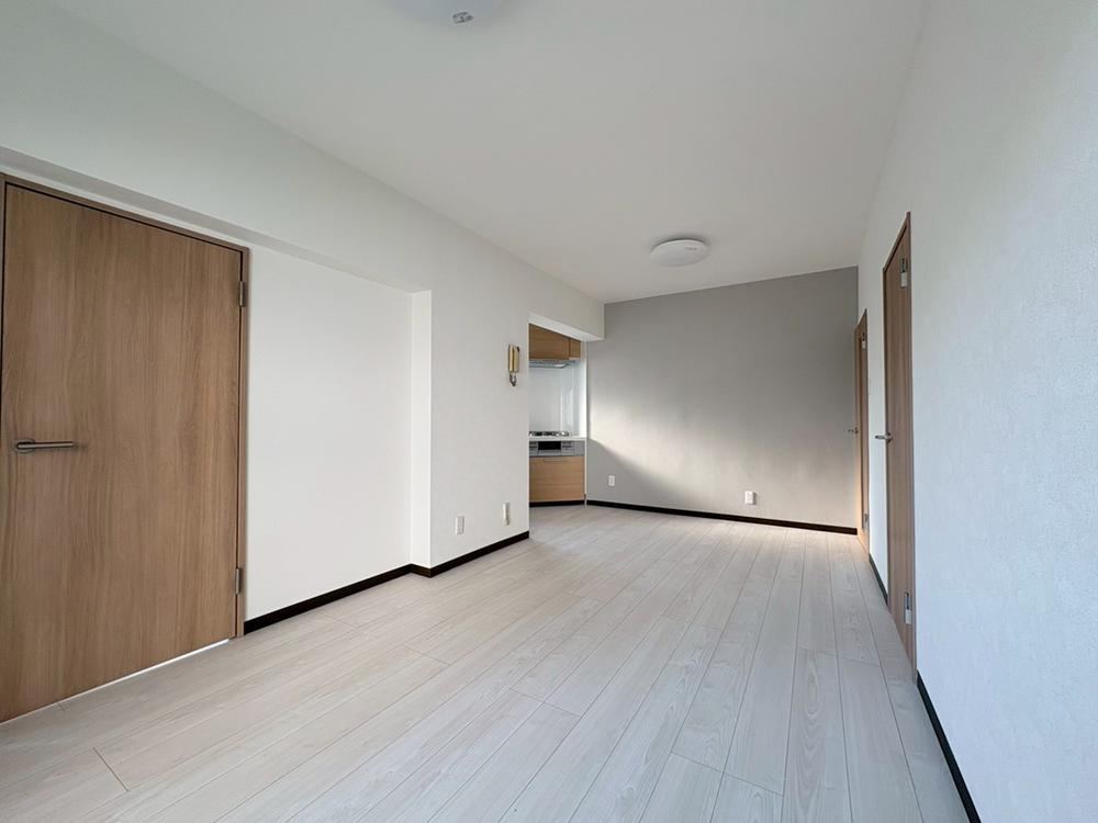 3LDK apartment in Tsurumi Ward, Yokohama, Kanagawa - Photo 1