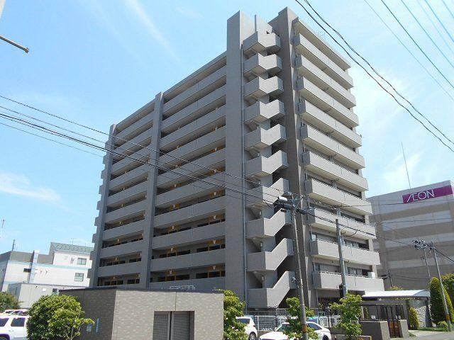 Corner 3LDK Apartment in Miyagino - Photo 1