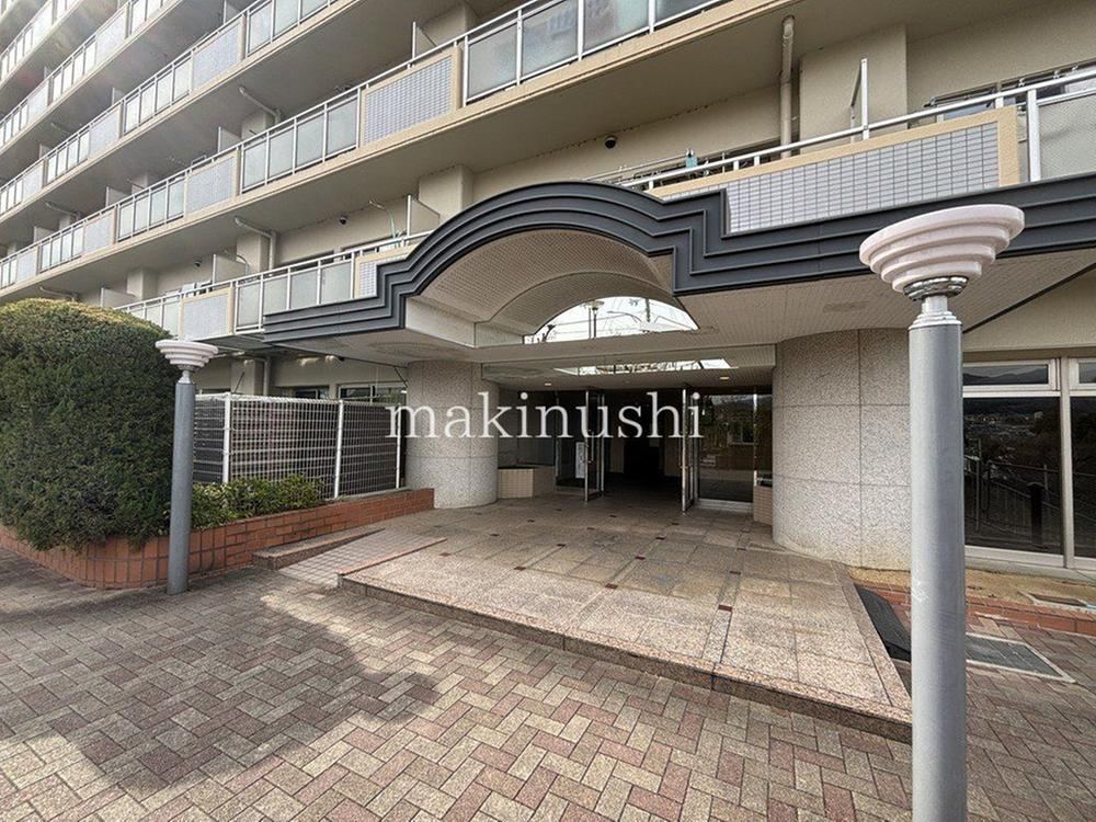 3LDK apartment in Kawachinagano, Osaka - Photo 1