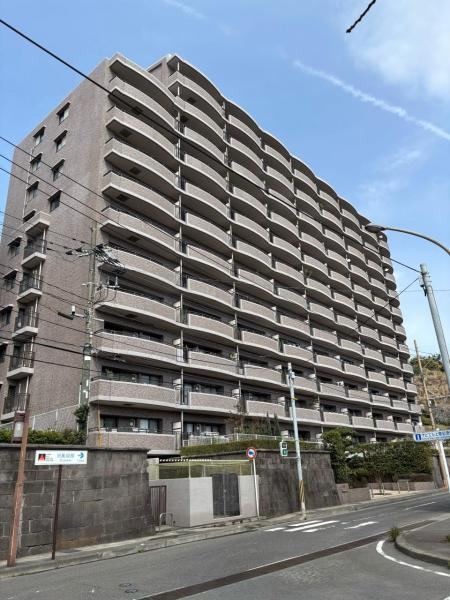 4LDK apartment in Kagoshima, Kagoshima - Photo 1