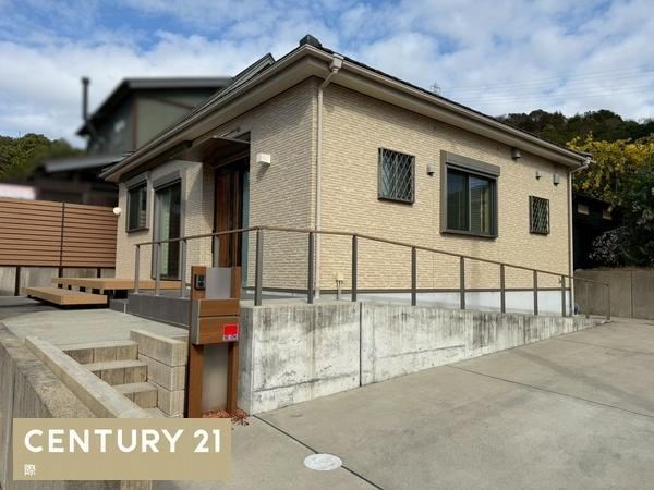 2LDK house in Wakayama, Wakayama - Photo 1