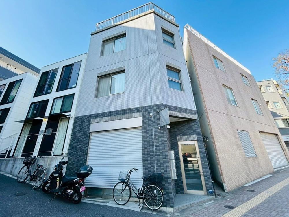 Investment Opportunity: 3LDK RC Building in Tokiwadai - Photo 1