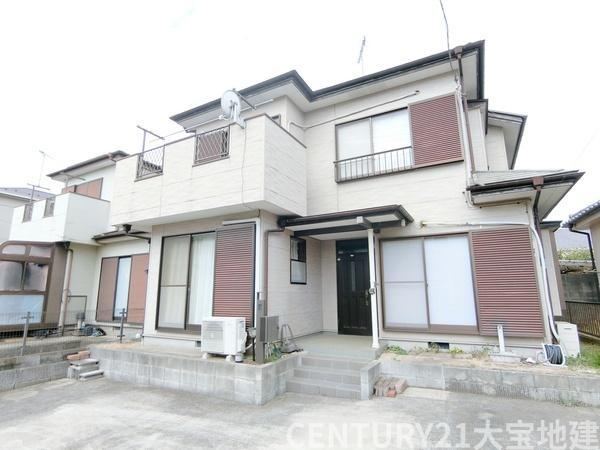 Spacious 4LDK House in Yachiyo - Photo 1