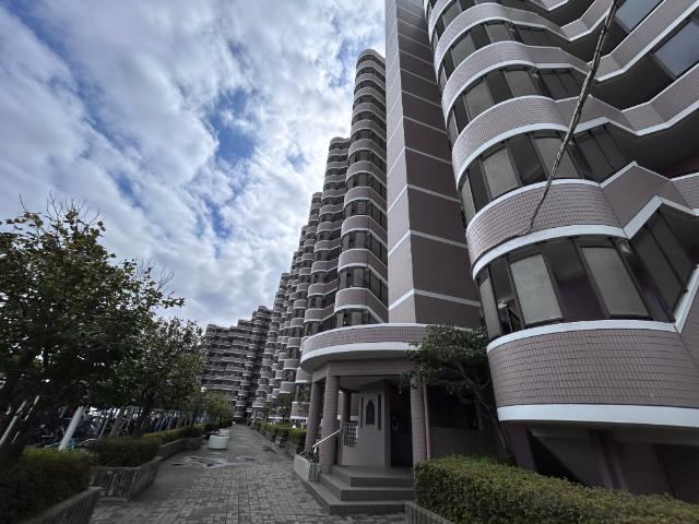 3LDK apartment in Nishi Ward, Niigata - Photo 1
