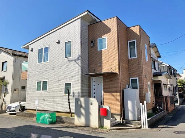Bright 2LDK Home in Higashi-Hiraga - Photo 1