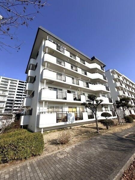 3LDK apartment in Wakamatsu Ward, Kitakyushu, Fukuoka - Photo 1