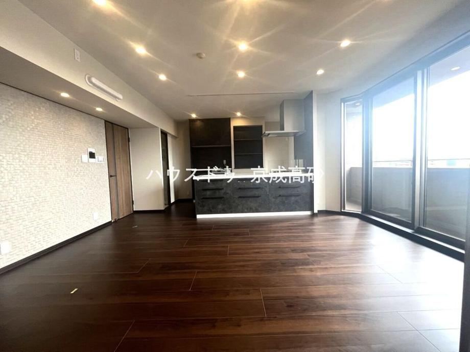 Renovated 3LDK Apartment Available for Viewing - Photo 1
