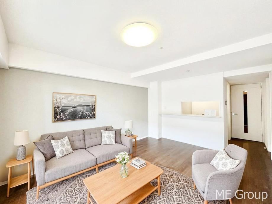 Convenient 3LDK Apartment with Free Shuttle Service - Photo 1