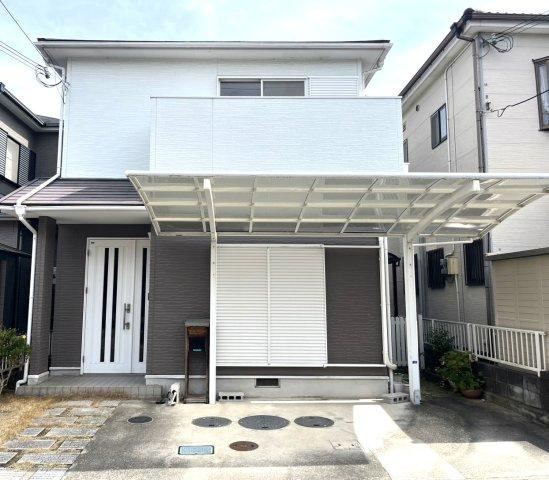 4LDK+S house in Iwade, Wakayama - Photo 1