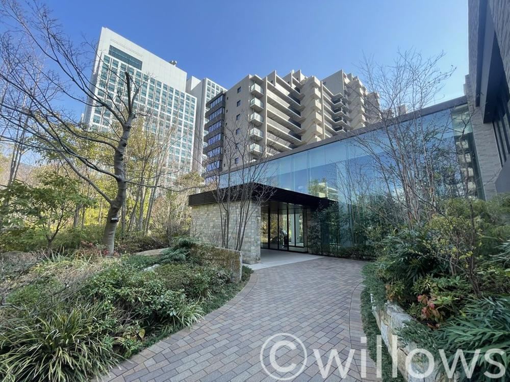 Bright 3LDK Corner Apartment Near Shinagawa Seaside Station - Photo 1
