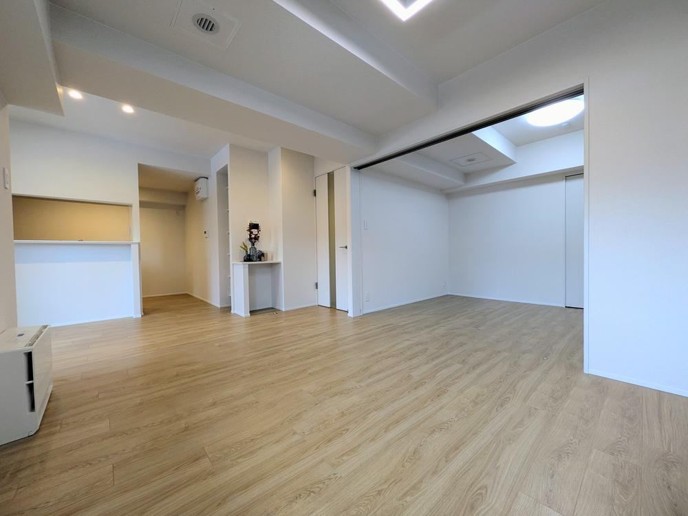 Renovated 3LDK Apartment for Pet Owners in Sapporo - Photo 1