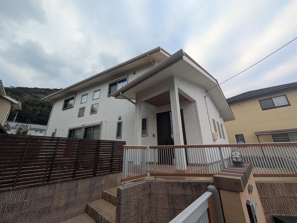 4LDK+S house in Shimonoseki, Yamaguchi - Photo 1
