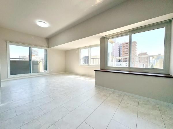 4LDK apartment in Chuo Ward, Sapporo, Hokkaido - Photo 1