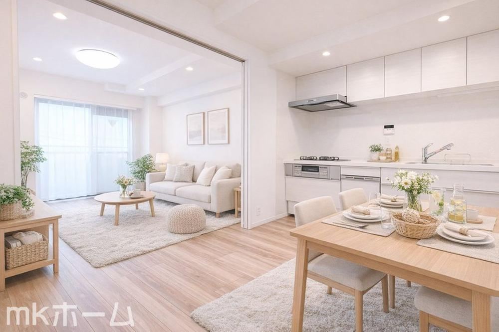 Welcoming 2DK Apartment with Modern Renovations - Photo 1