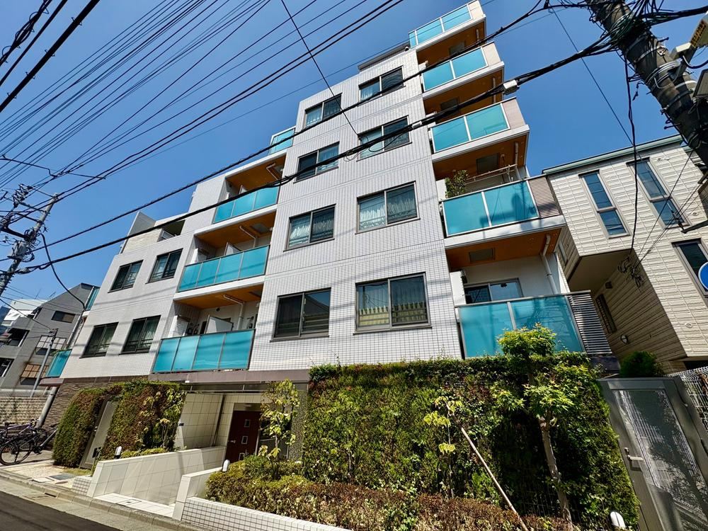 Charming 1LDK Apartment in Ebisu - Photo 1