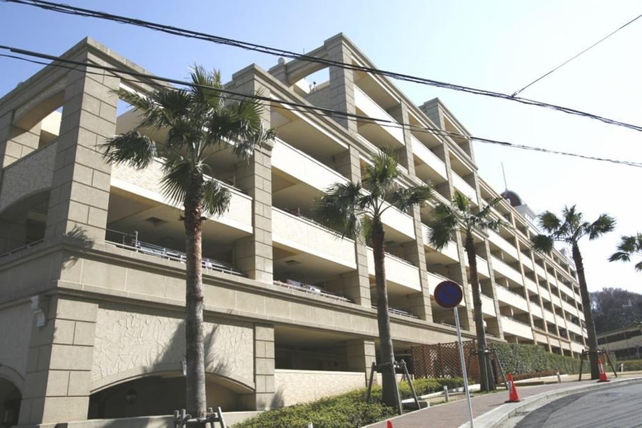 3LDK Apartment in Kamiyabe-cho, Totsuka - Photo 1