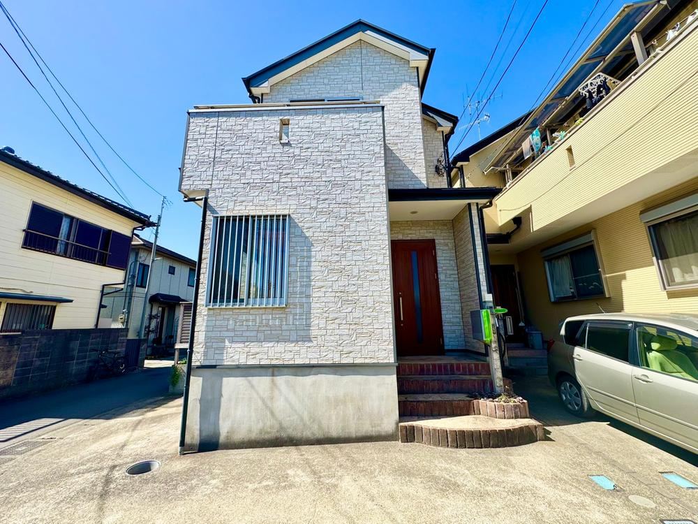 Charming 4LDK House in Fujisawa with Gift Card Offer - Photo 1