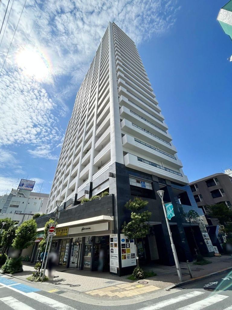 Stylish 3LDK Apartment in Nishi-Koiwa - Photo 1