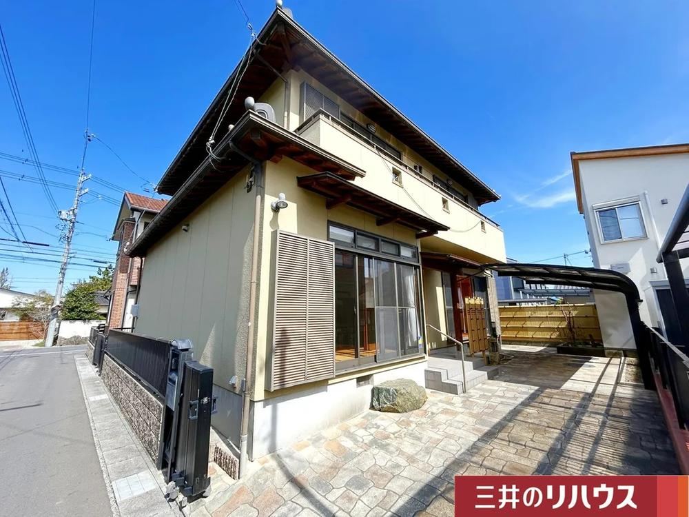 6LDK House in Minamiharayama - Photo 1