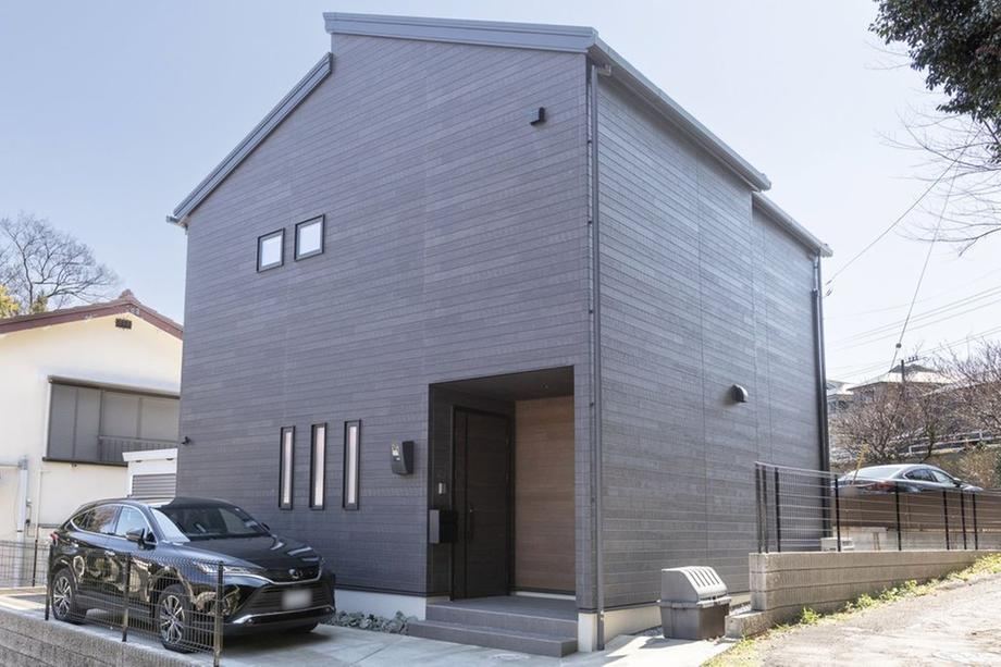 Spacious 2LDK House with Garden in Watanai - Photo 1