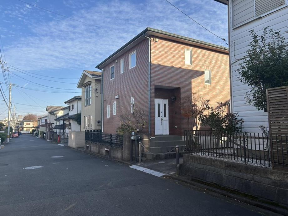 Spacious 4LDK House in Izumi Town - Photo 1