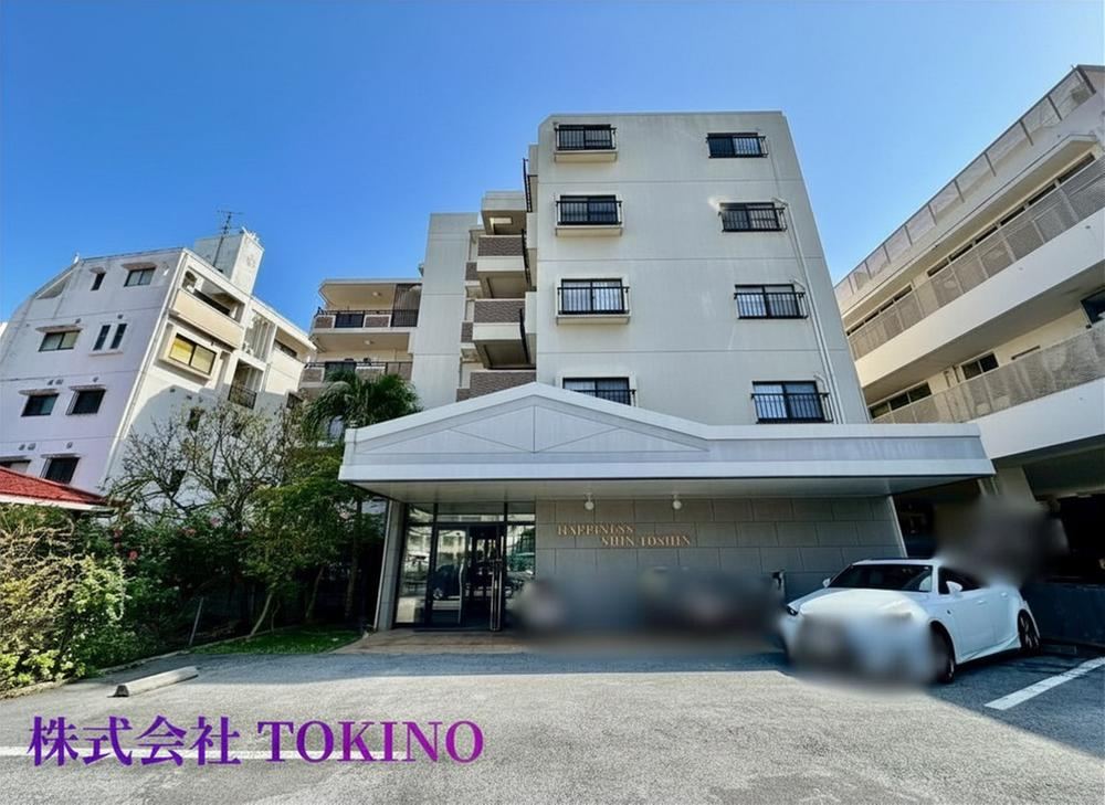 4LDK apartment in Naha, Okinawa - Photo 1