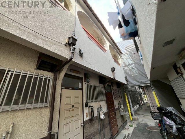 3DK house in Amagasaki, Hyogo - Photo 1