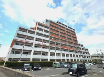4LDK apartment in Kokurakita Ward, Kitakyushu, Fukuoka - Photo 1