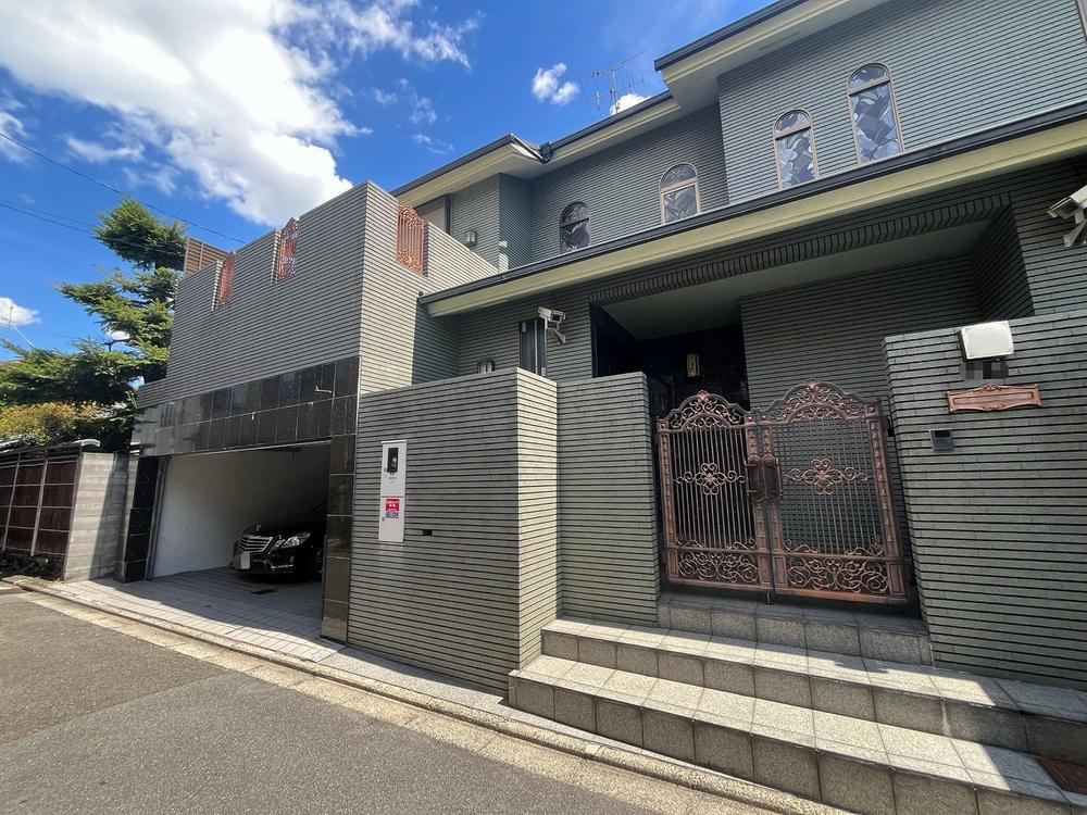 7LDK house in Kita Ward, Kyoto - Photo 1