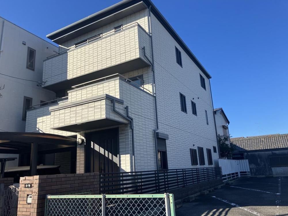 Spacious 6LDK House Near Inanegawa Station - Photo 1