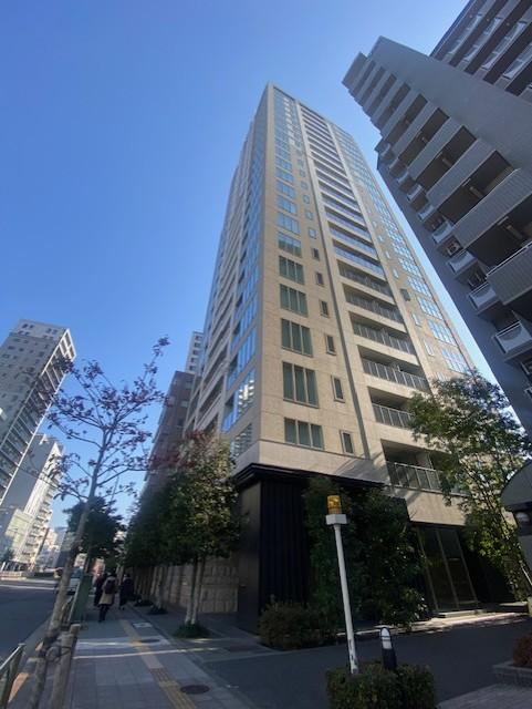 1LDK+S apartment in Shinagawa Ward, Tokyo - Photo 1